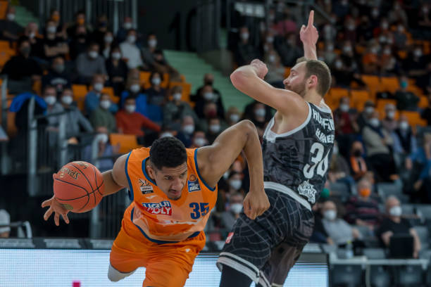 员间的化学 员间的化学