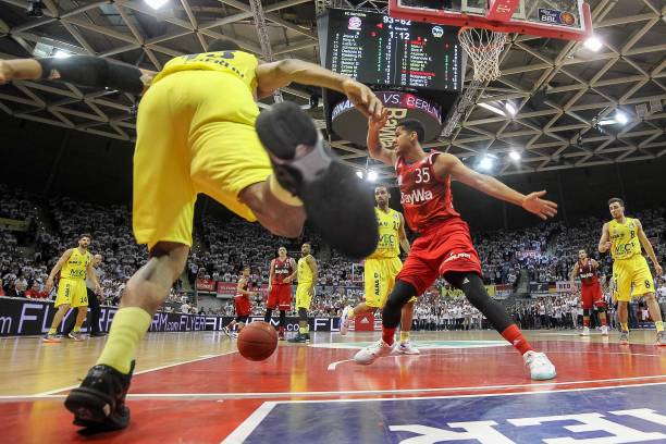 无球跑位 无球跑位