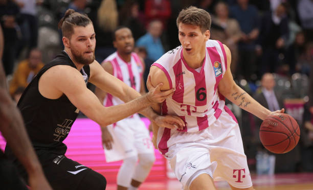 不禁让人想 不禁让人想