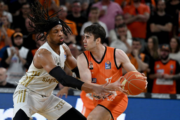 空球和远距 空球和远距