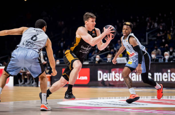 从策略来看 从策略来看